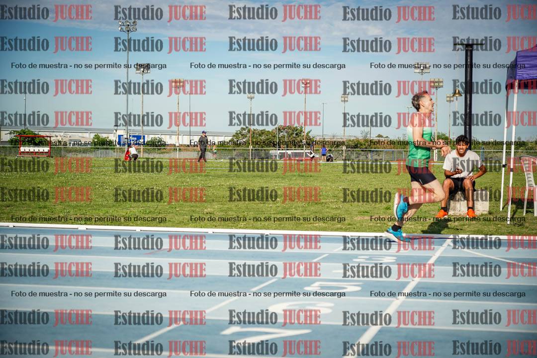 Fotos de los 1500 m llanos de varones