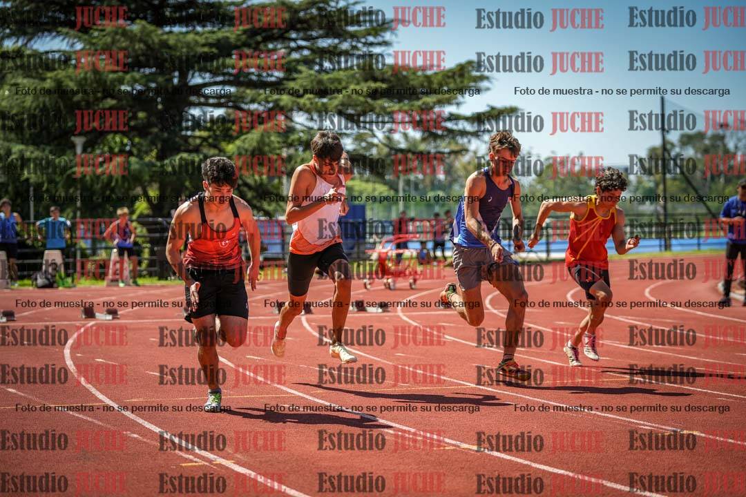 Fotos de los 100 m llanos de varones