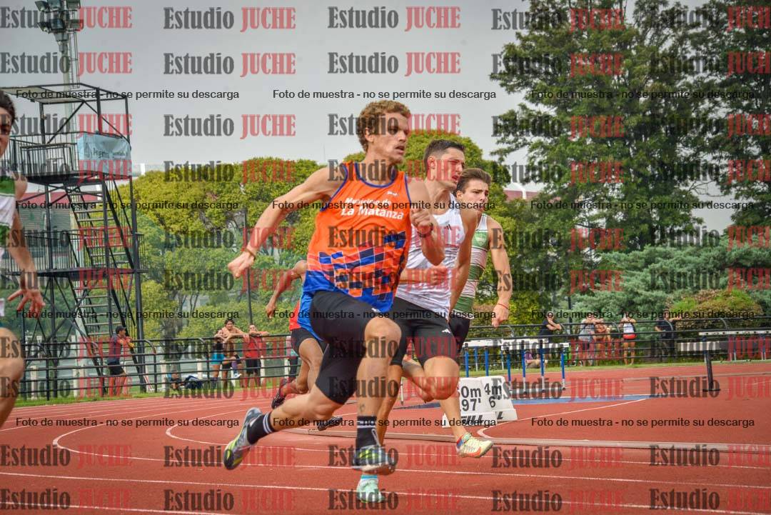 Fotos de los 200 m llanos de varones
