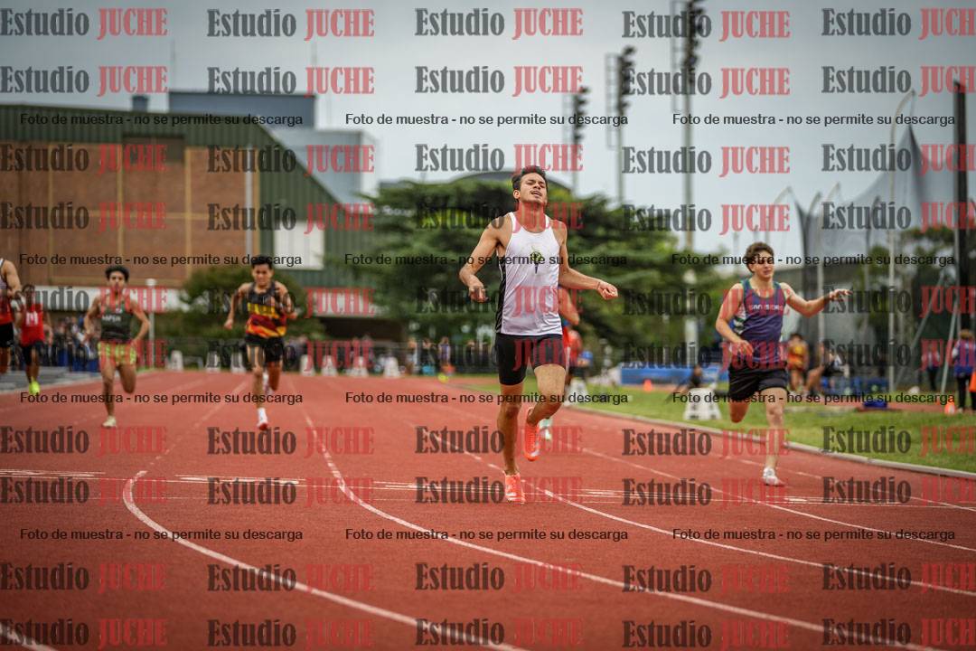 Fotos de los 400 m llanos de varones