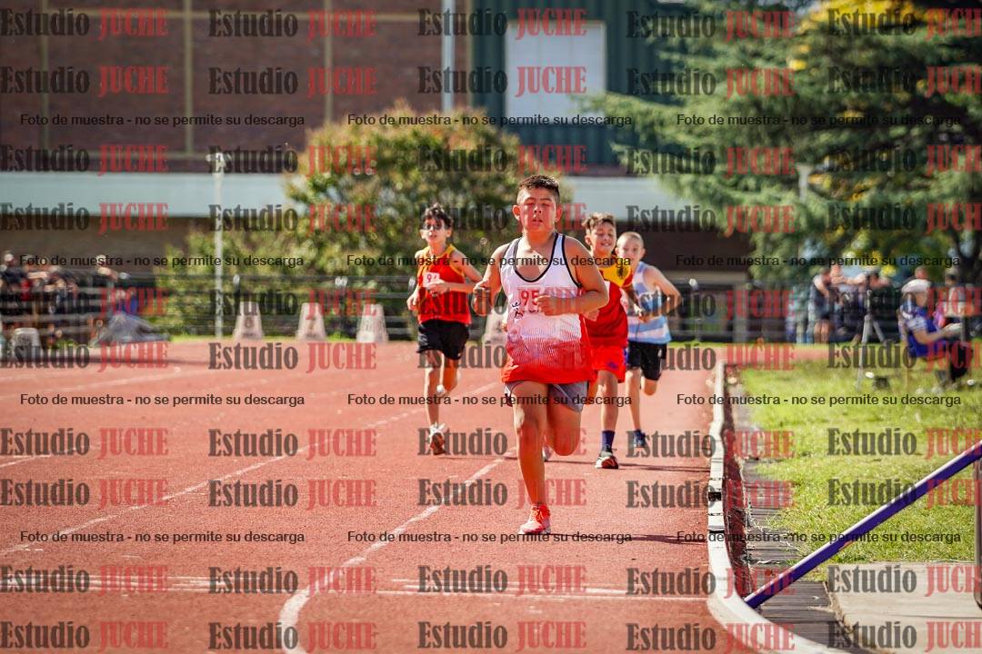 Fotos de los 1000 m llanos de varones