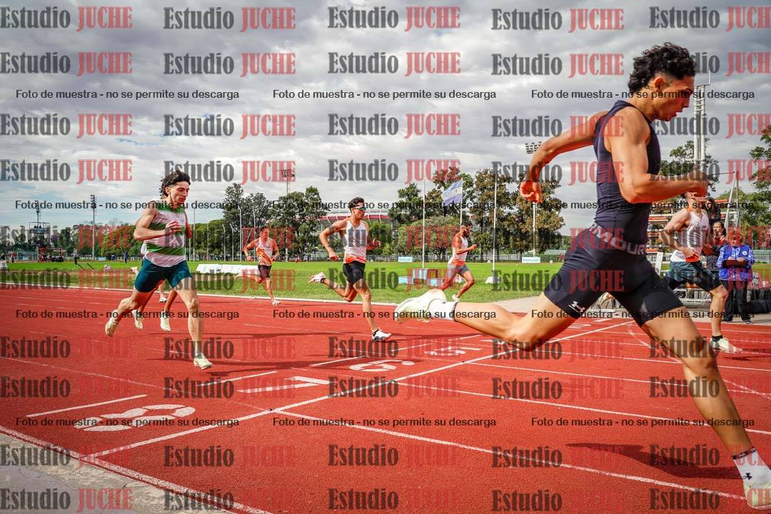 Fotos de los 400 m llanos de varones