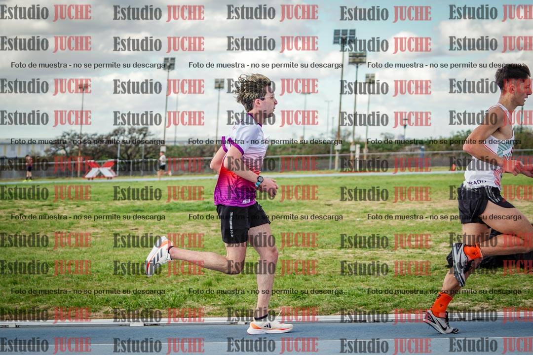 Fotos de los 5000 m llanos de varones