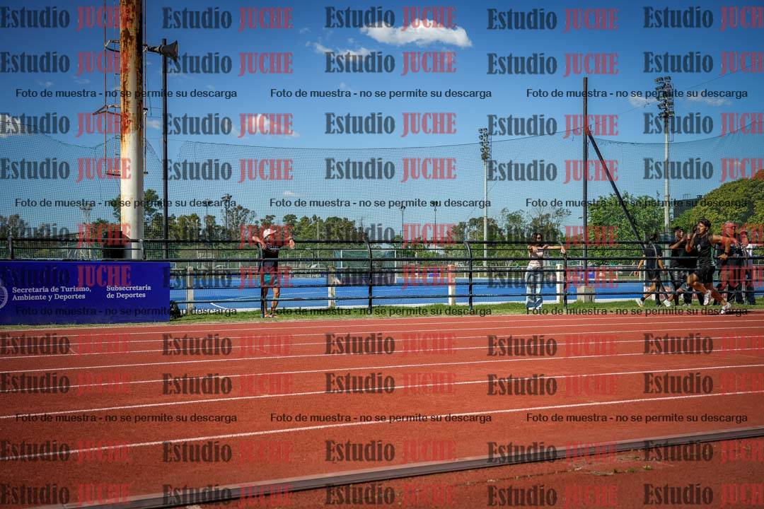 Fotos de los 200 m llanos de varones