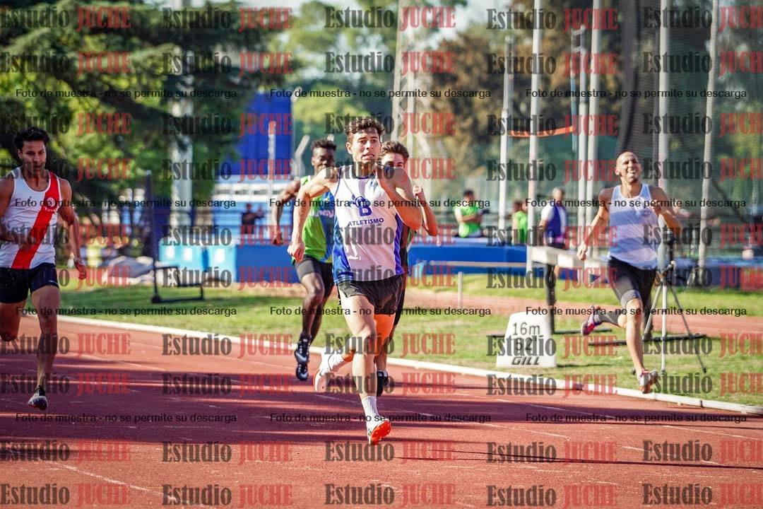 Fotos de los 400 m llanos de varones