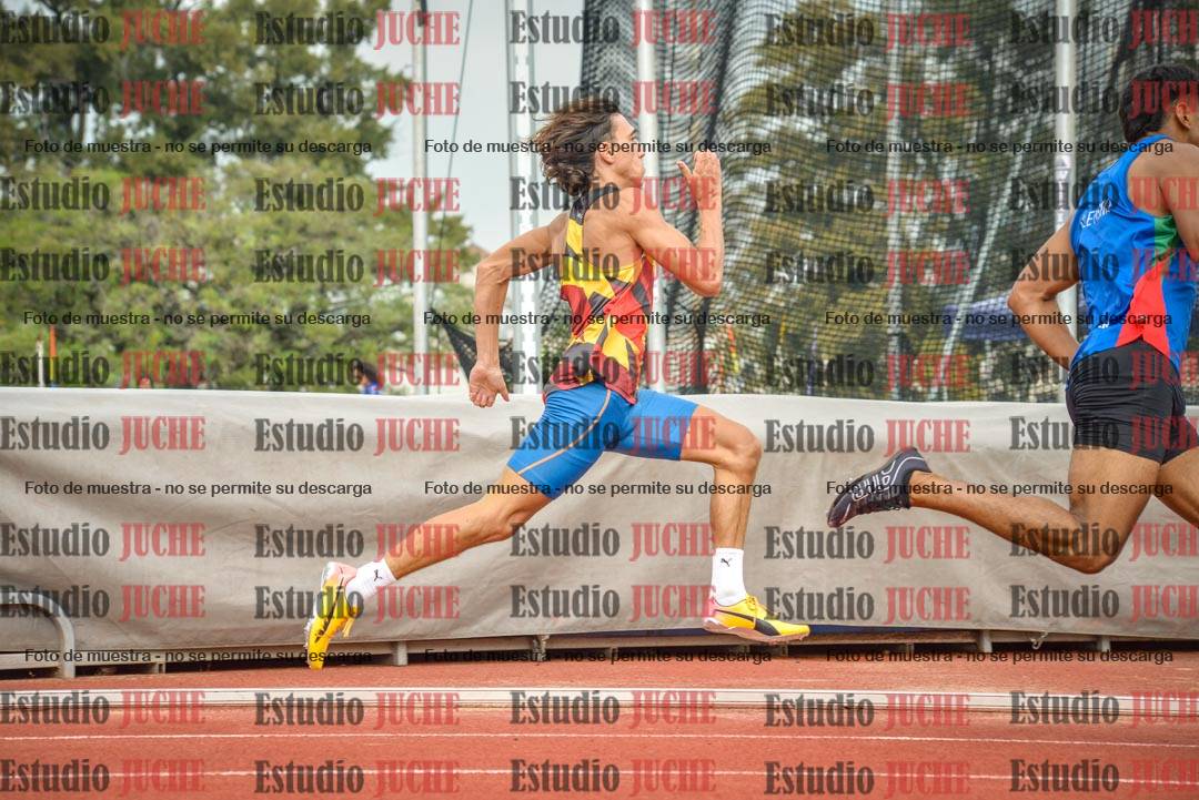 Fotos de los 200 m llanos de varones