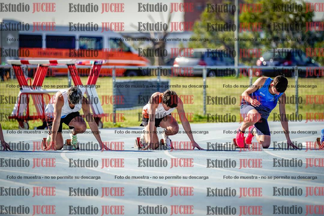 Fotos de los 100 m llanos de varones - FINAL