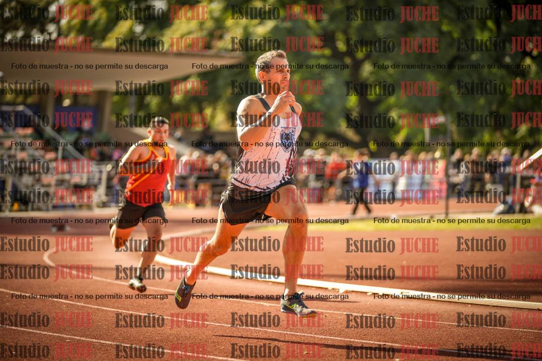 Fotos de los 400 m llanos de varones