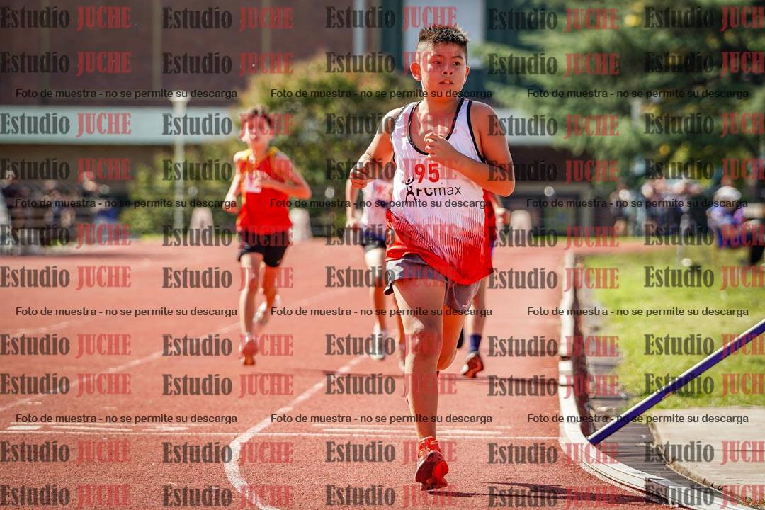 Fotos de los 1000 m llanos de varones