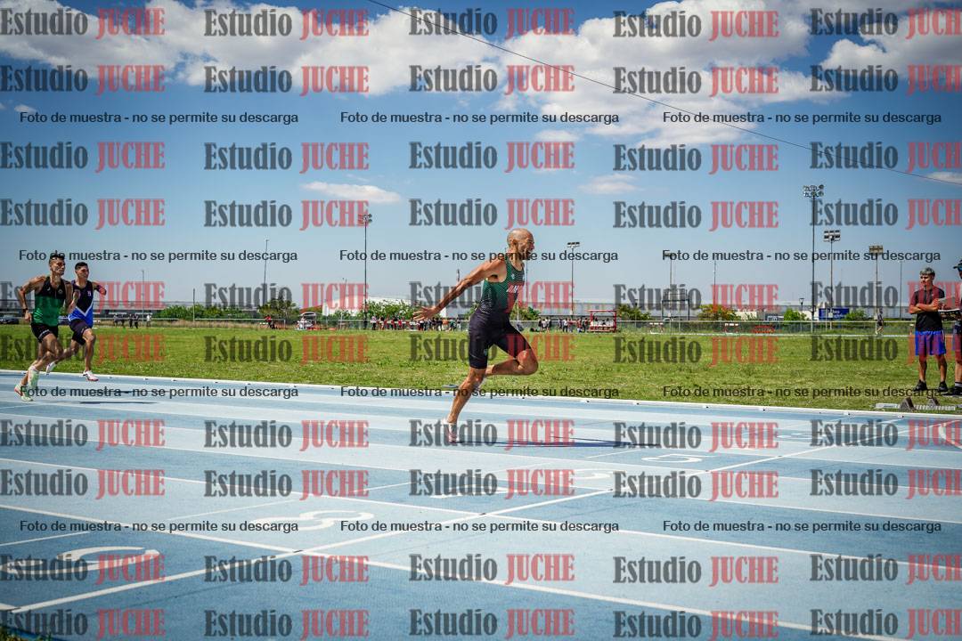 Fotos de los 400 m llanos de varones