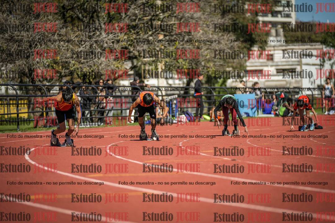 Fotos de los 200 m llanos de varones