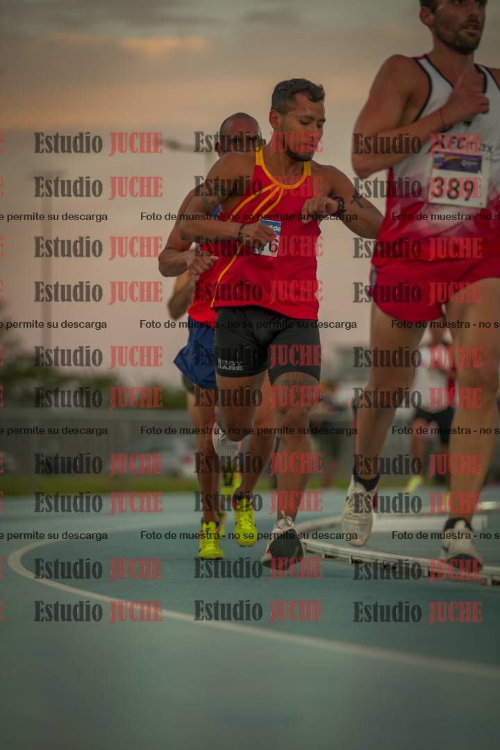 Fotos de los 3000 m llanos de varones