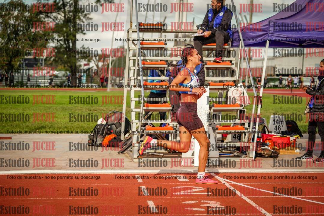 Fotos de los 1500 m llanos de mujeres