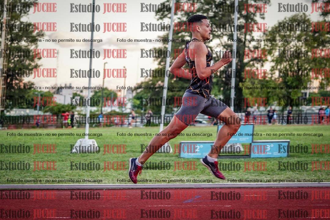 Fotos de los 1500 m llanos de varones