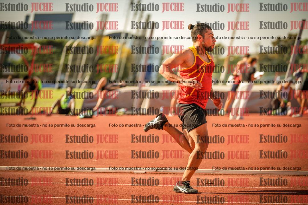 Fotos de los 400 m llanos de varones