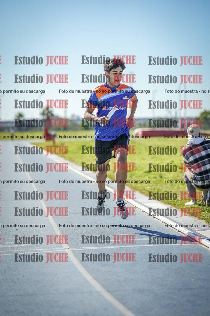Fotos de las Postas 4x400 m de mujeres y varones