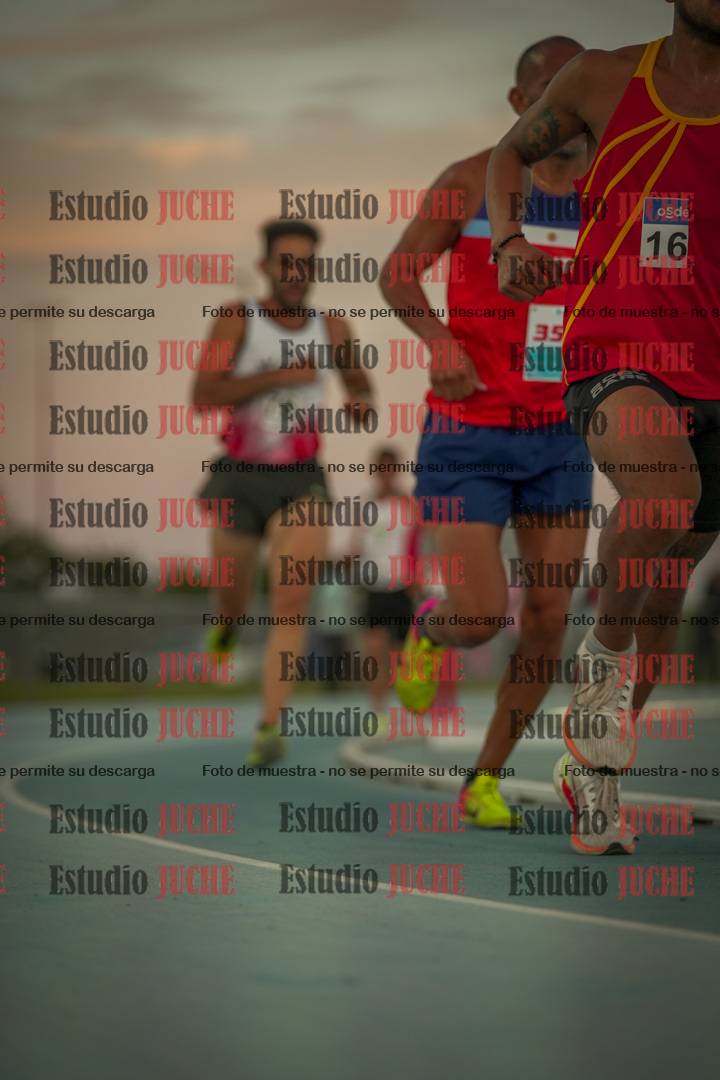 Fotos de los 3000 m llanos de varones
