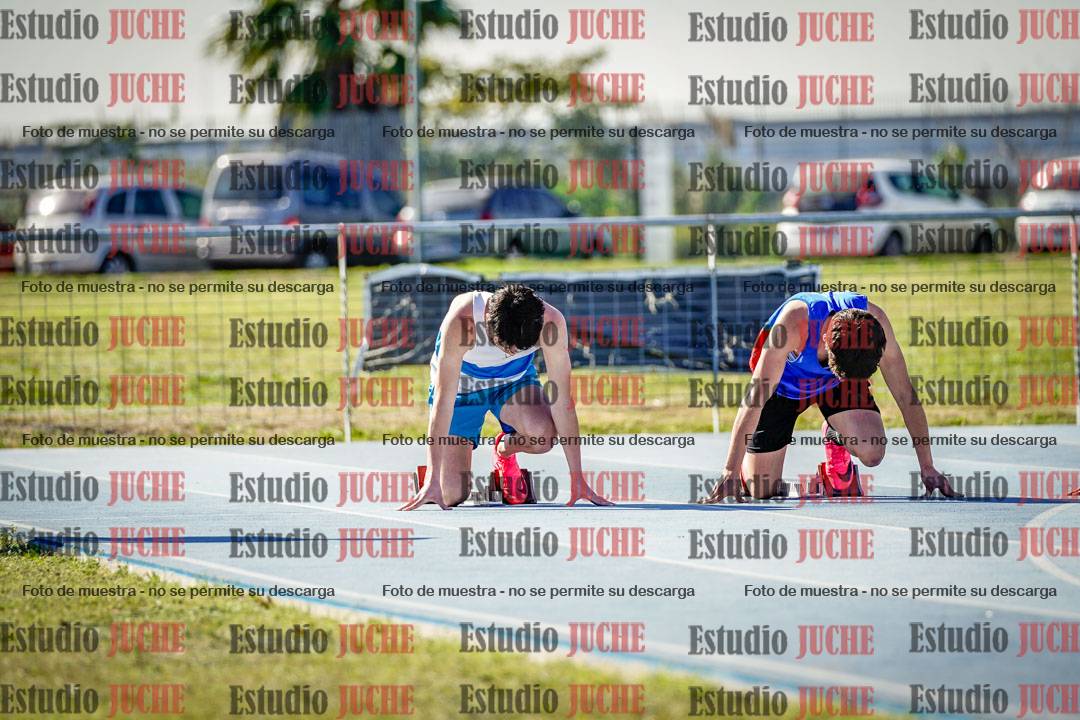 Fotos de los 100 m llanos de varones - FINAL