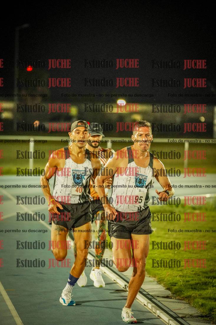 Fotos de los 3000 m llanos de varones