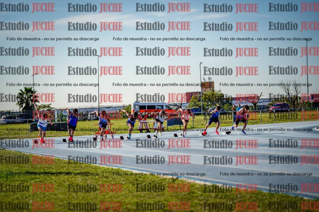 Fotos de los 100 m llanos de varones - FINAL