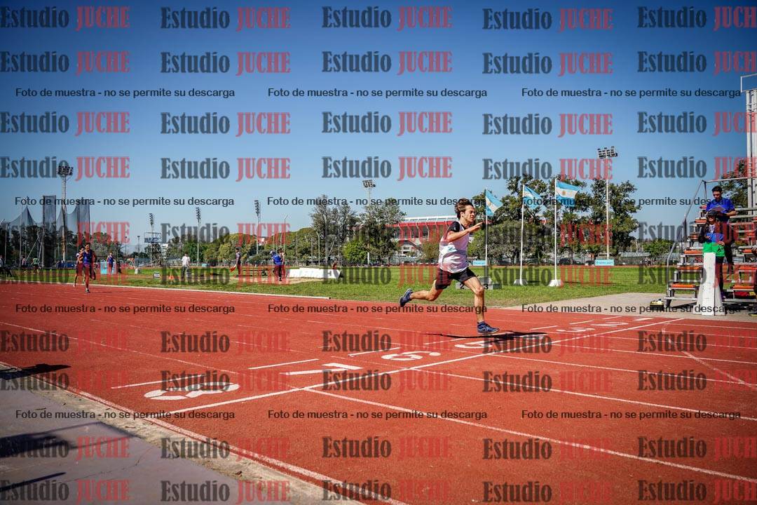 Fotos de los 400 m llanos de varones