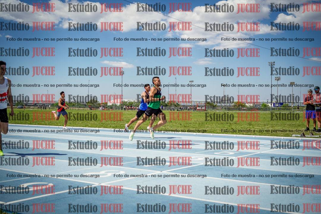 Fotos de los 400 m llanos de varones