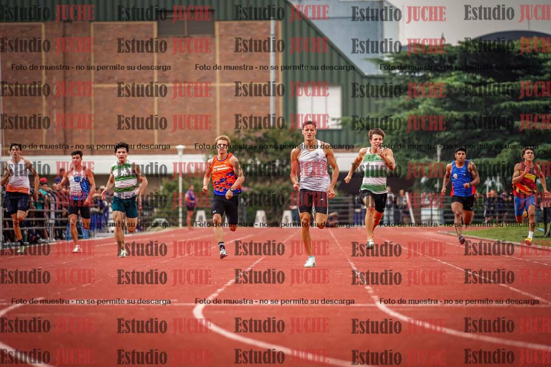 Fotos de los 200 m llanos de varones