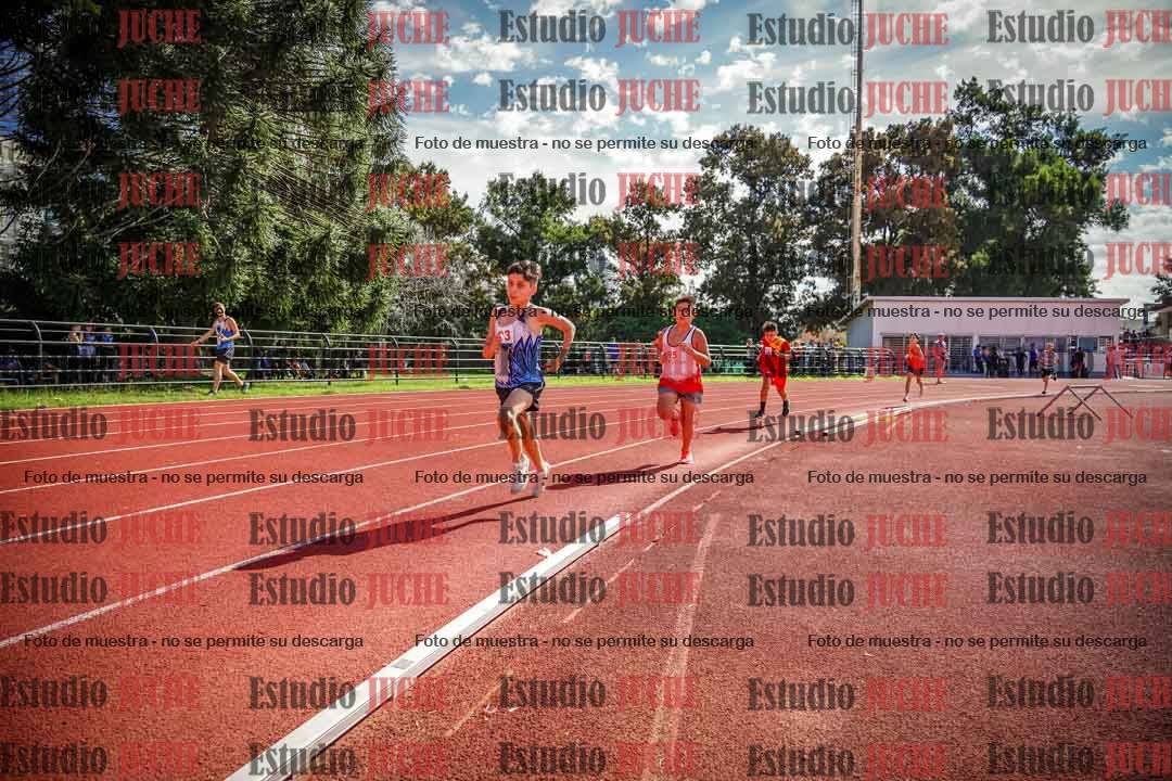 Fotos de los 1000 m llanos de varones
