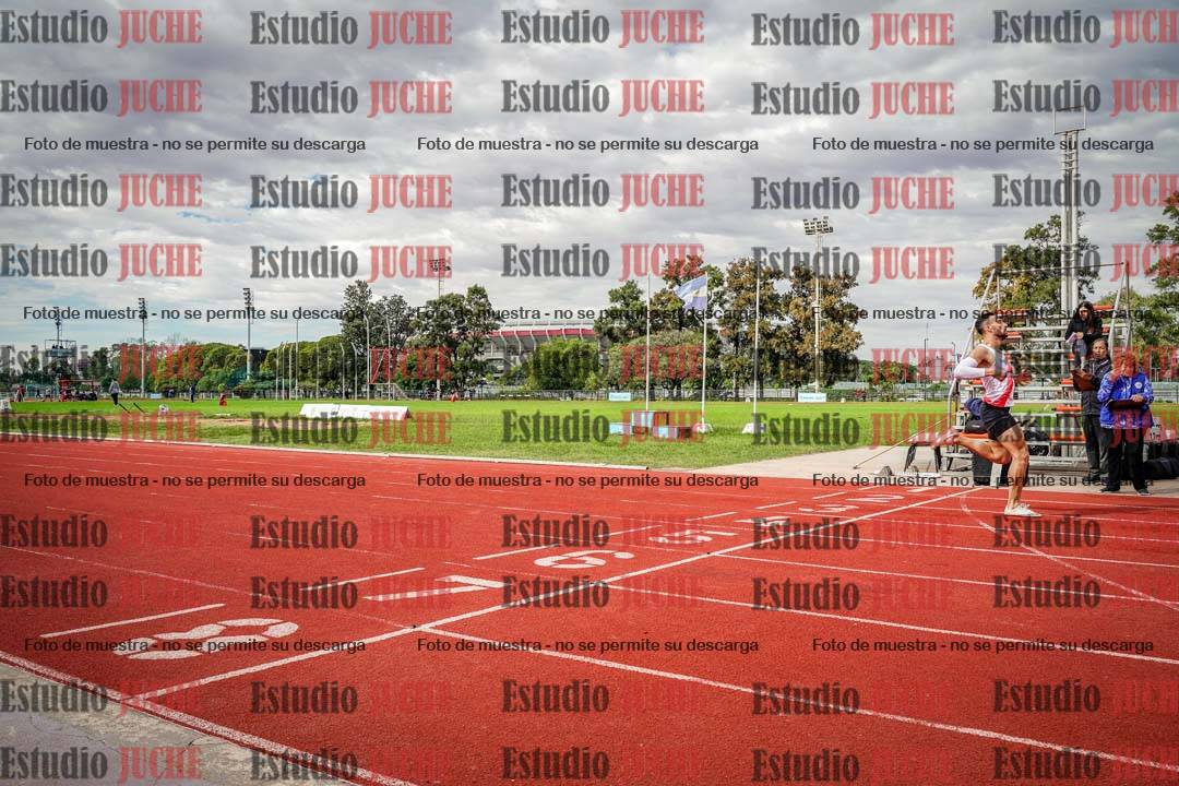 Fotos de los 400 m llanos de varones