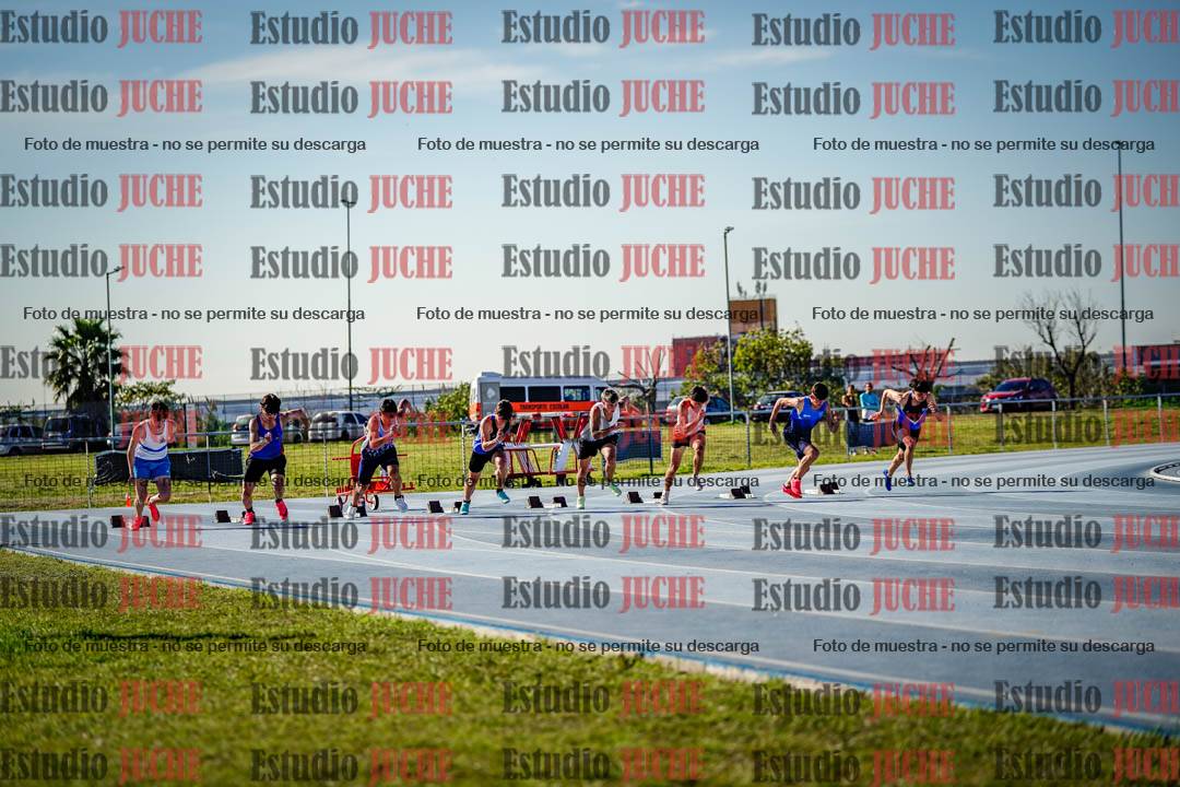 Fotos de los 100 m llanos de varones - FINAL