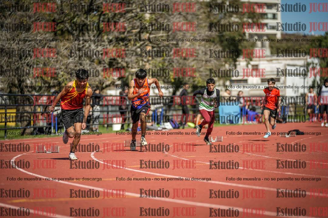 Fotos de los 200 m llanos de varones