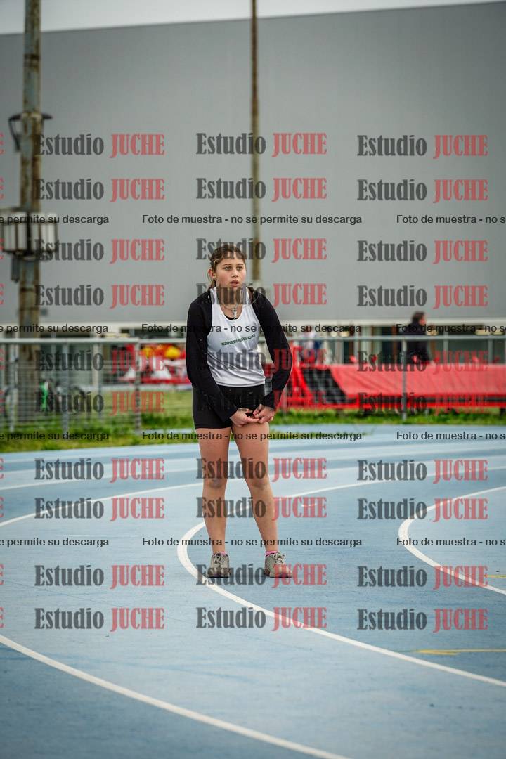 Fotos de las postas 5x80 m de mujeres - U14 - FINAL