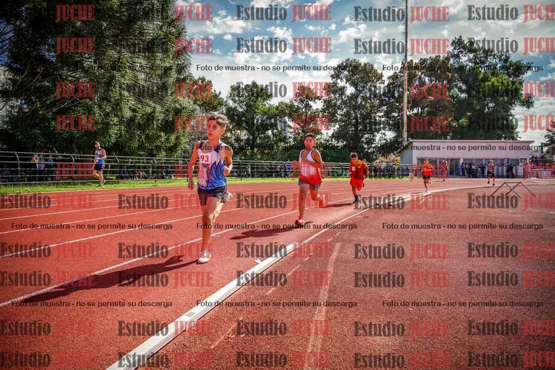Fotos de los 1000 m llanos de varones
