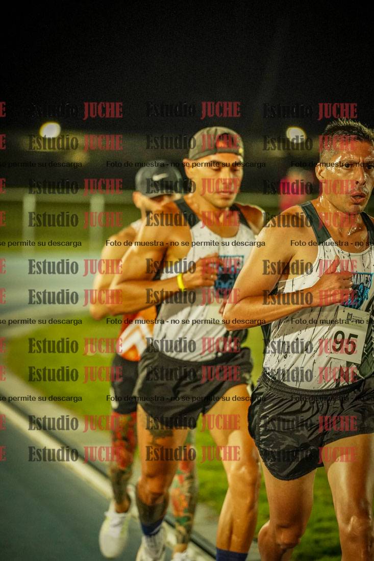 Fotos de los 3000 m llanos de varones