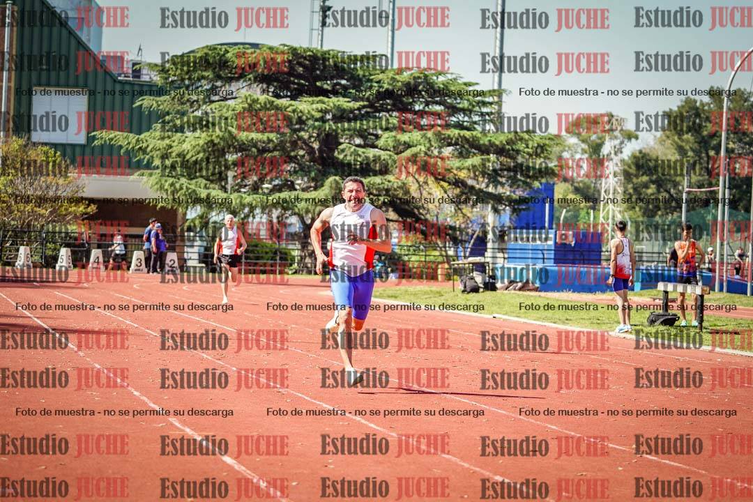 Fotos de los 400 m llanos de varones