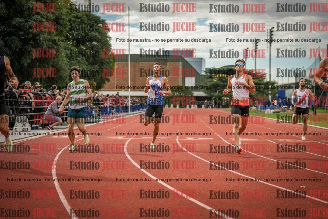 Fotos de los 400 m llanos de varones