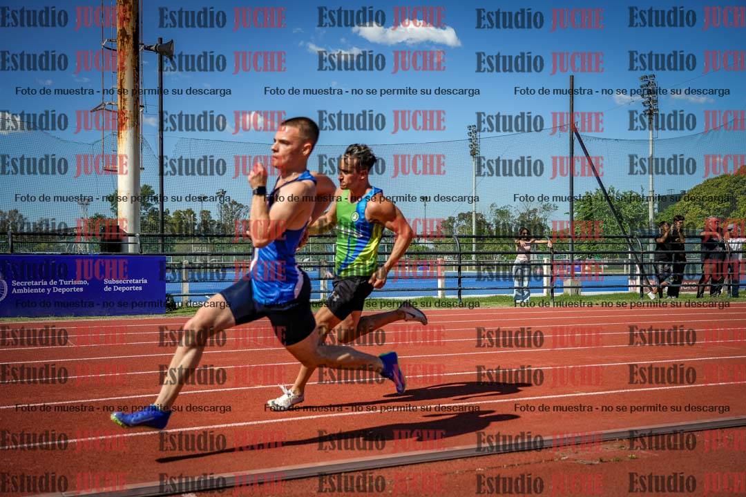 Fotos de los 200 m llanos de varones