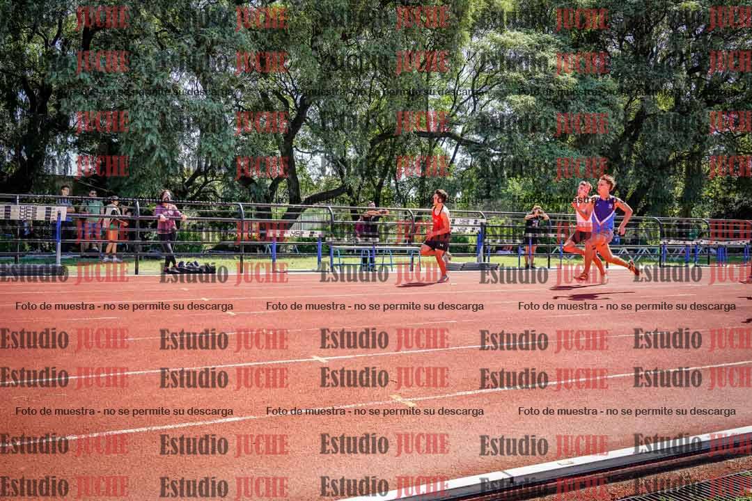 Fotos de los 100 m llanos de varones