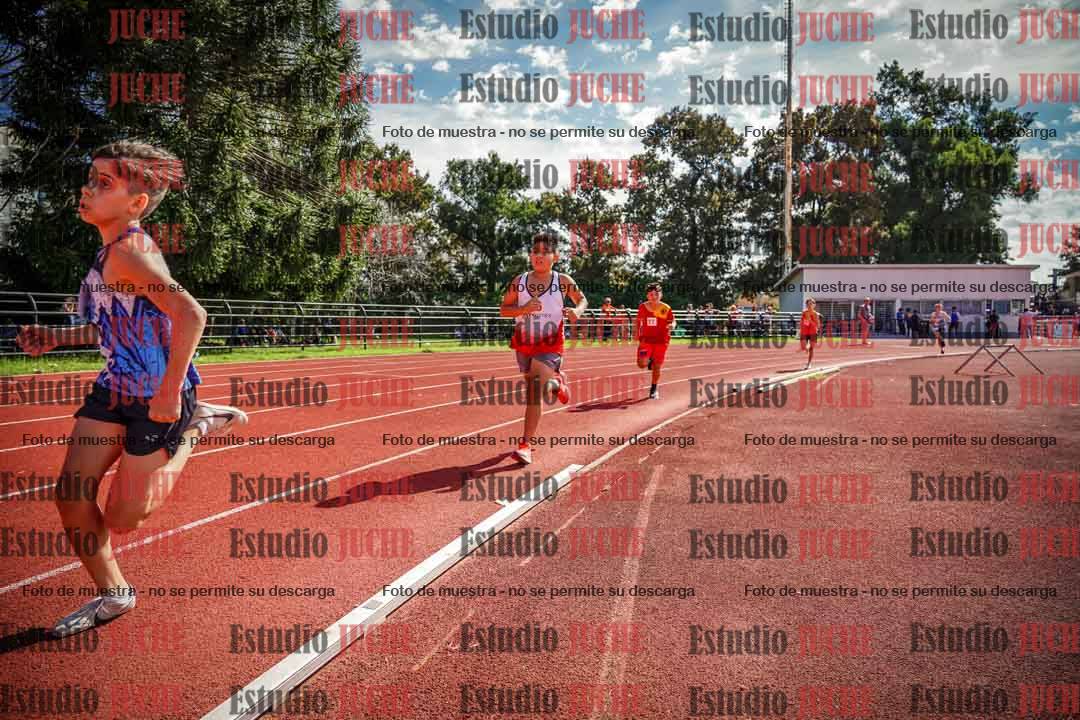 Fotos de los 1000 m llanos de varones
