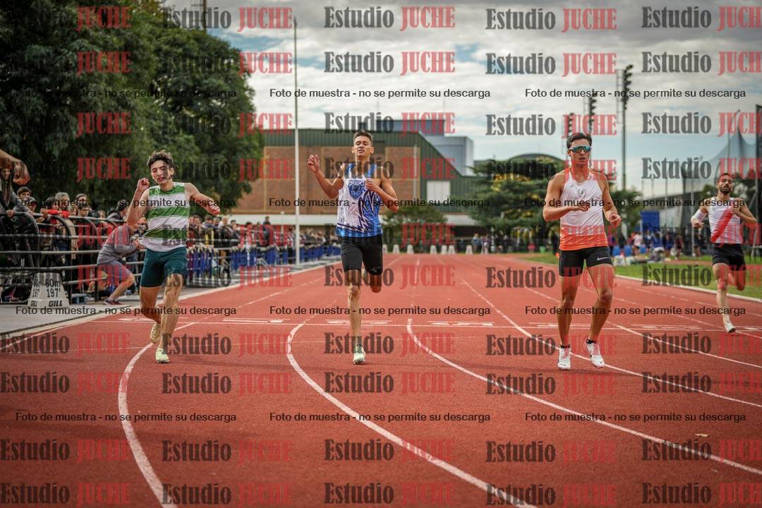 Fotos de los 400 m llanos de varones