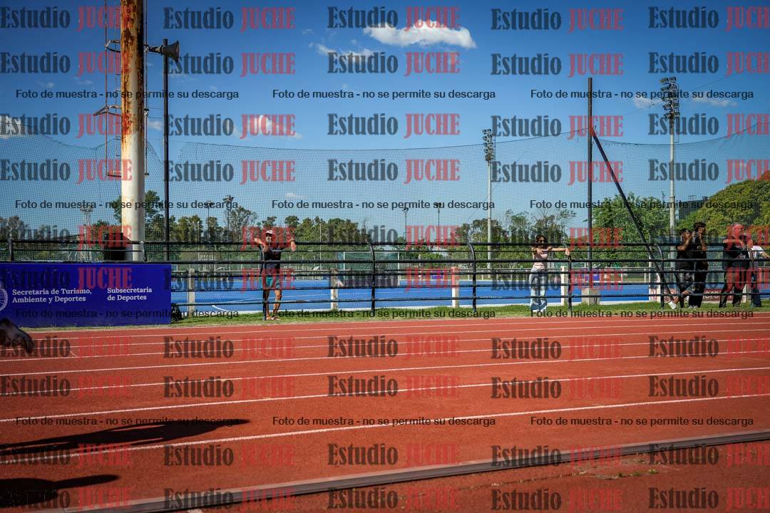 Fotos de los 200 m llanos de varones