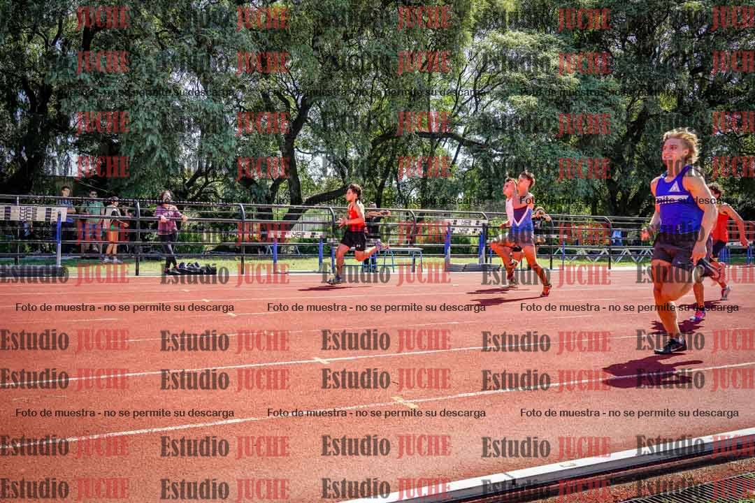 Fotos de los 100 m llanos de varones