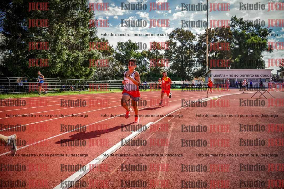Fotos de los 1000 m llanos de varones
