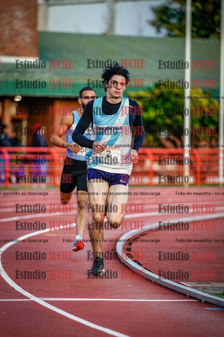Fotos de los 1500 m llanos de varones - deca 10