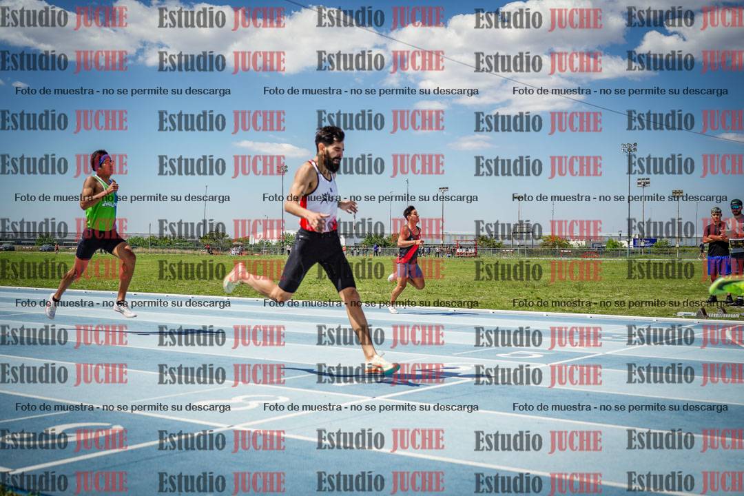 Fotos de los 400 m llanos de varones