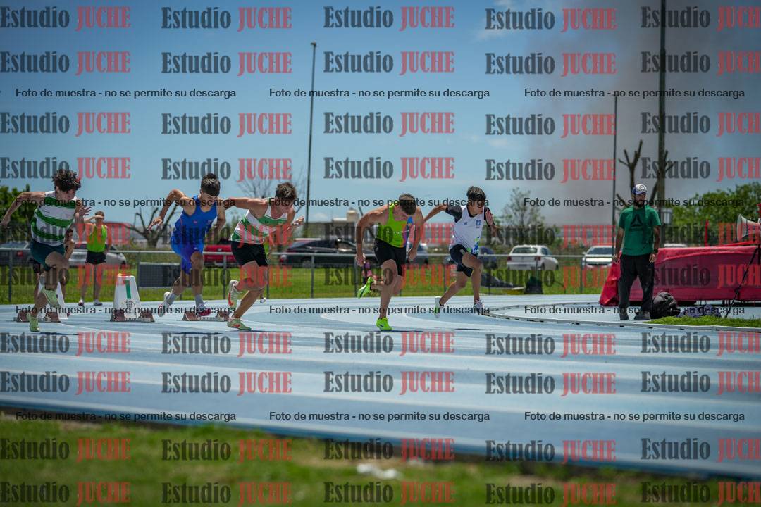 Fotos de los 100 m llanos de varones