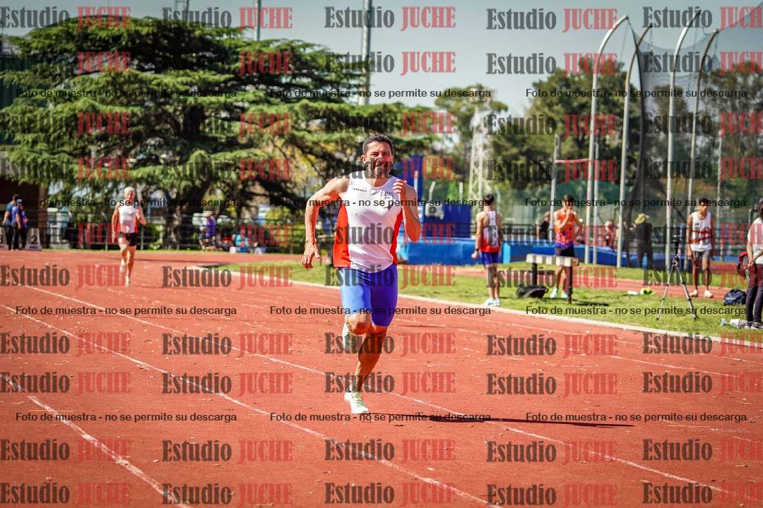 Fotos de los 400 m llanos de varones