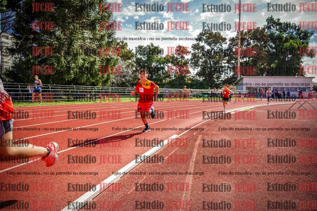 Fotos de los 1000 m llanos de varones