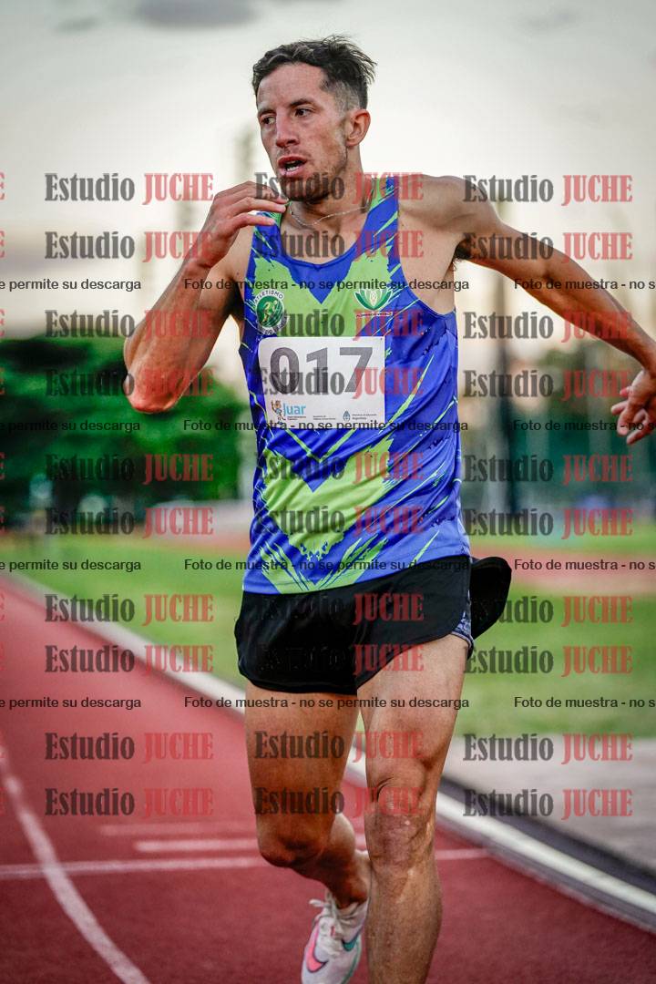 Fotos de los 1500 m llanos de varones