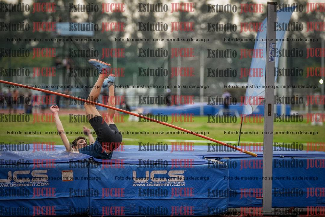 Fotos del salto en alto de varones - decatlón 4